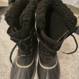 Sorel Black and Gray Winter Boots